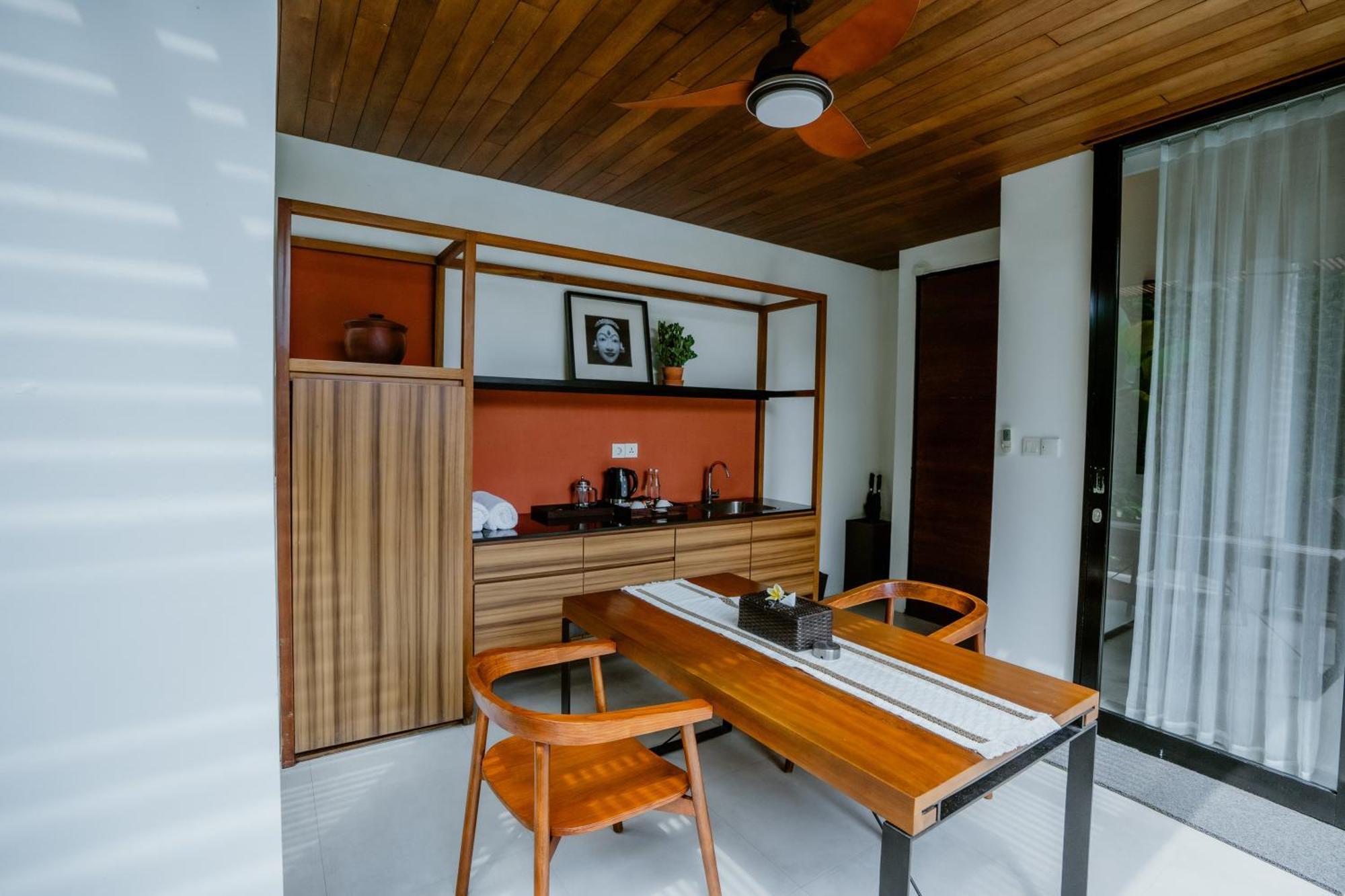 Abia Villa Legian Εξωτερικό φωτογραφία